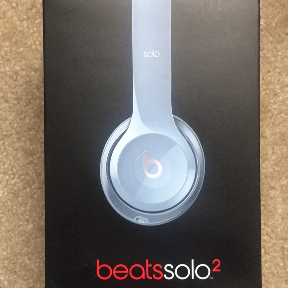 Beats solo 2